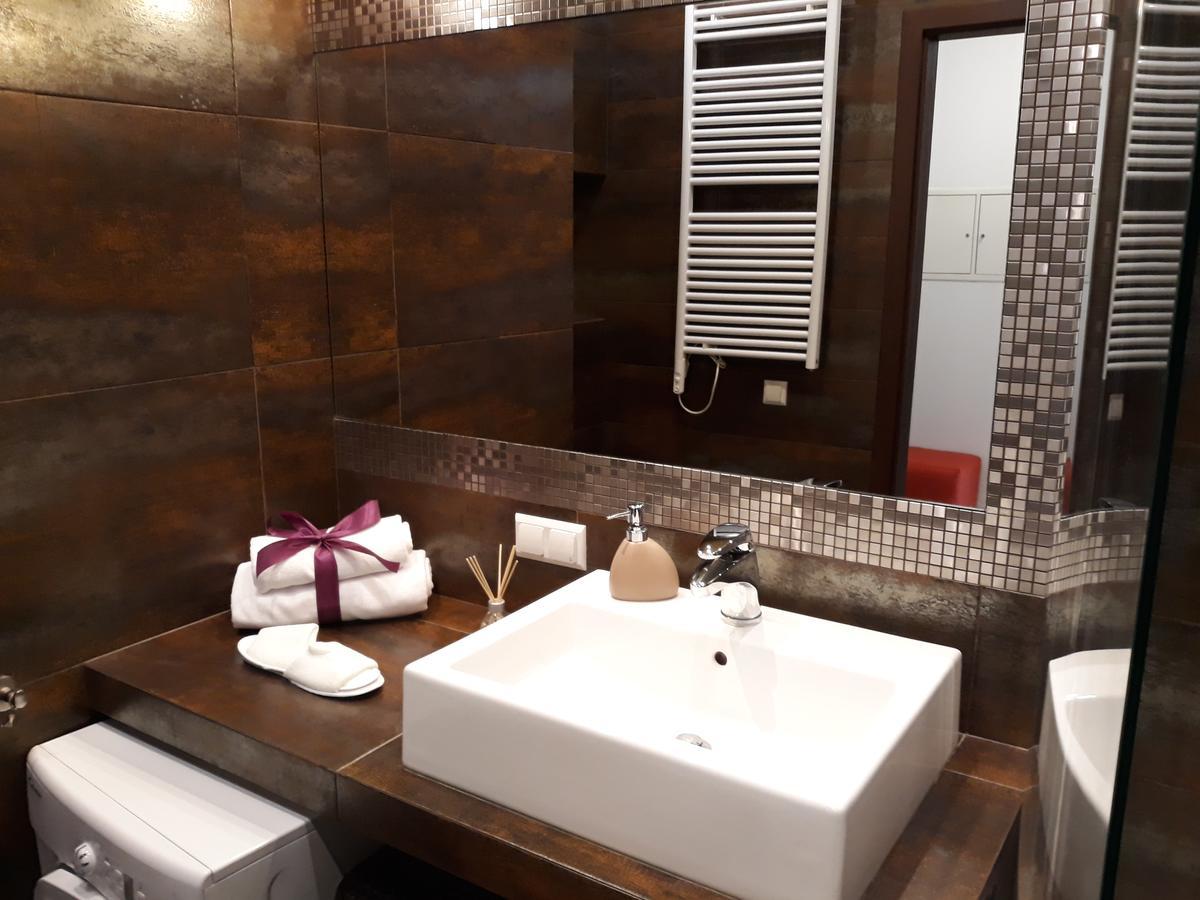 Mg Apartments Siedmiogrodzka Варшава Экстерьер фото