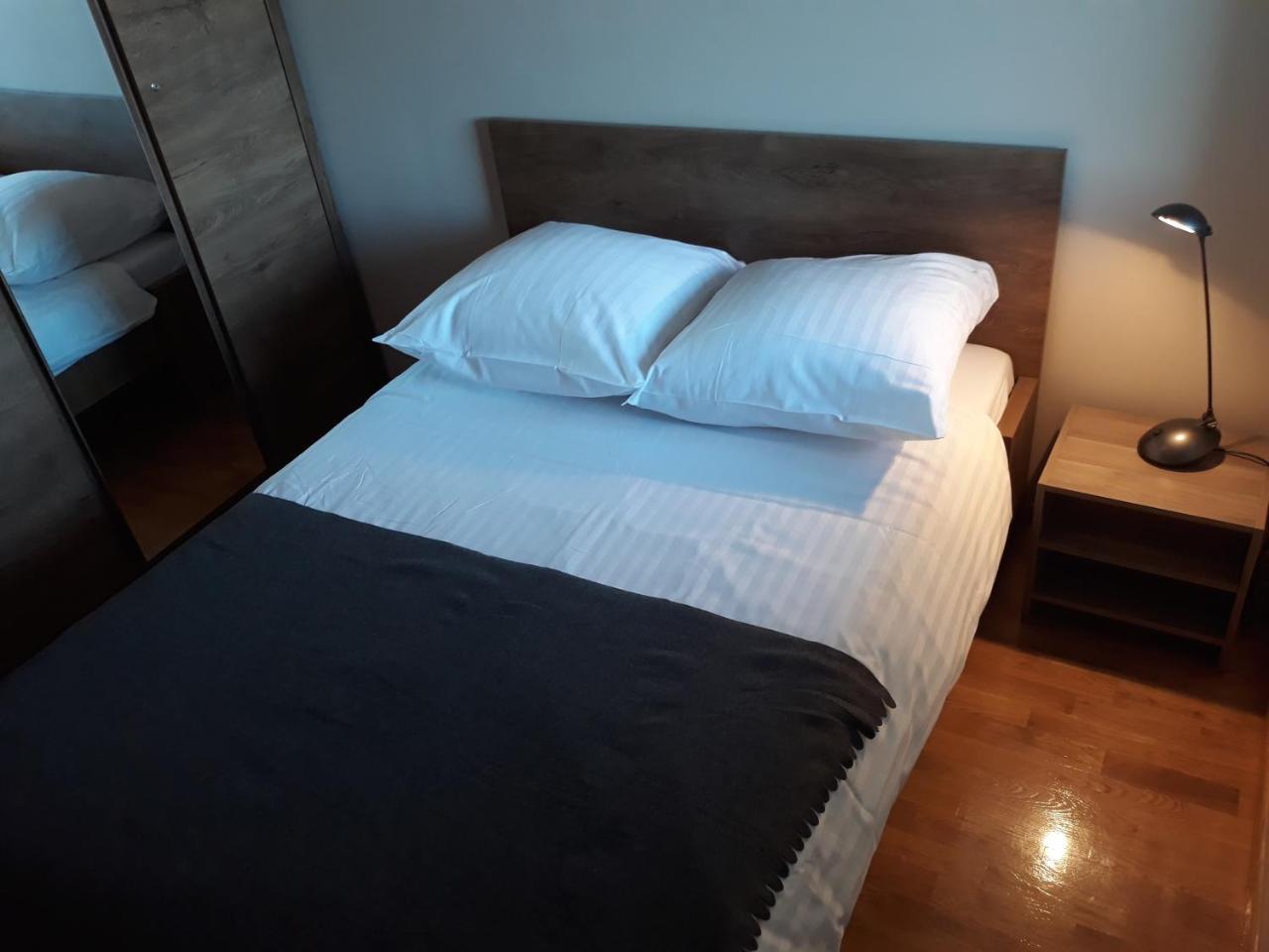 Mg Apartments Siedmiogrodzka Варшава Экстерьер фото